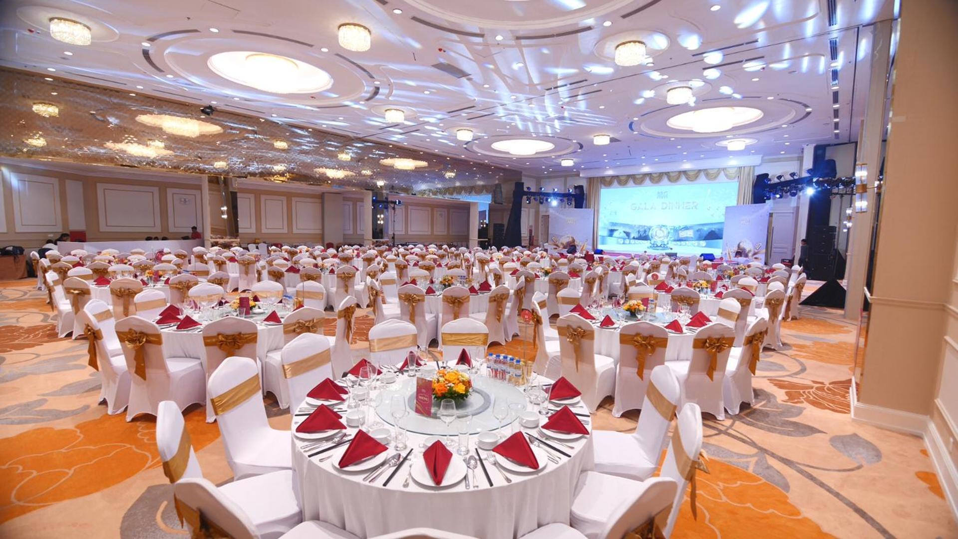 Legend Valley Hotel Ha Nam Phủ Lý Kültér fotó